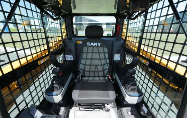 CHARGEUR SANY ST230V