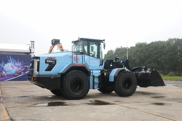 CHARGEUR SANY SW956E